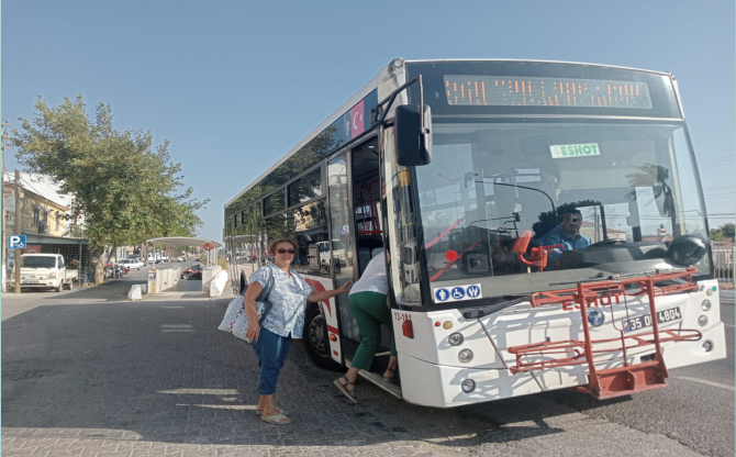 Aliağa'ya Yeni ESHOT Hattına Vatandaştan Tam Not