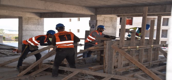 Aliağa'da Mesleki Yeterlilik Sınavı Yapıldı