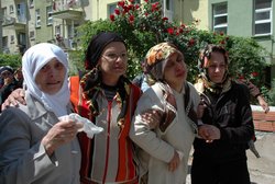 Metehanı Toprağa Verdik