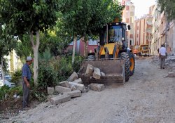 Aliağa'da Kaldırım Yenileme 